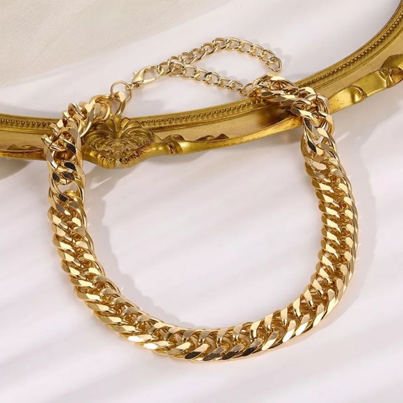¥ New 18k Gold Multi-layer Chunky Chain Necklaces - Picture 2 of 7